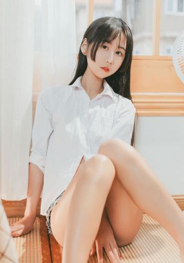 我半夜脱亲妺妺的内裤好爽小说_1080全集免费播放