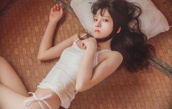 韩国大尺度伦理毛片_720高清迅雷在线观看