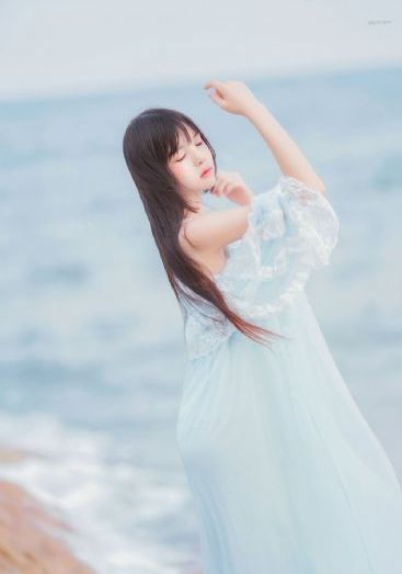 司机和乘客对女子不屑一顾_BD英语日韩免费观看