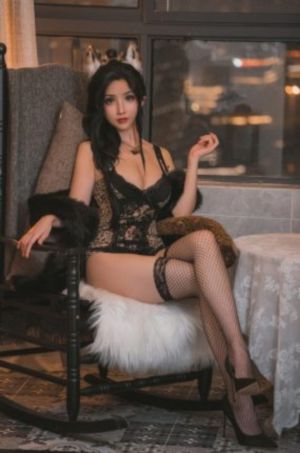 老板怎么表扬公司员工加班_BD国语在线播放