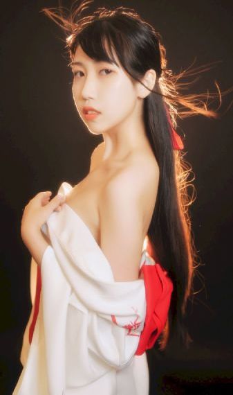 五月在线视频免费观看视频在_720神马影院手机在线