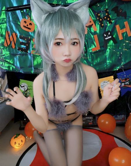 猛的挺进美艳班主任的后臀图_蓝光高清电影在线