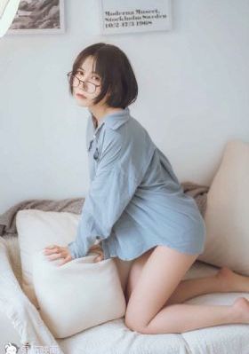 女生身上的大面包_BD国语在线观看
