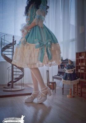 少妇高潮浪潮AV网站_4K在线手机播放