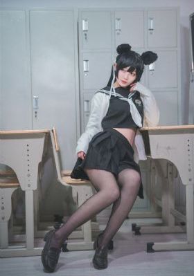 亚洲色综合第一区30p_720电影在线观看