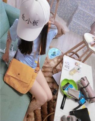 97碰碰精品嫩模在线播放_4K高清视频观看